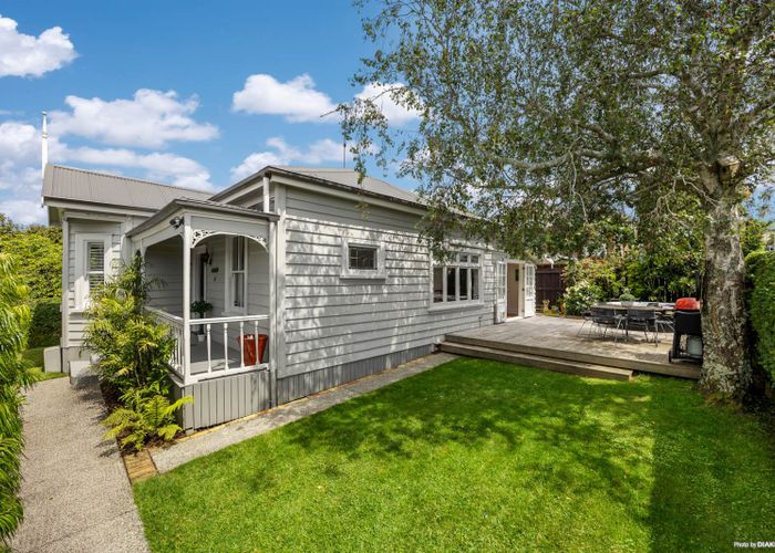  at 30 Hardington Street, Onehunga, Auckland