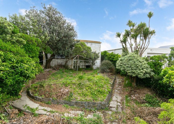  at 87 Maupuia Road, Maupuia, Wellington