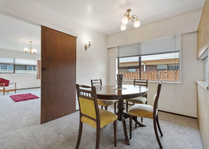  at 2/16 Regent Street, Papatoetoe, Manukau City, Auckland