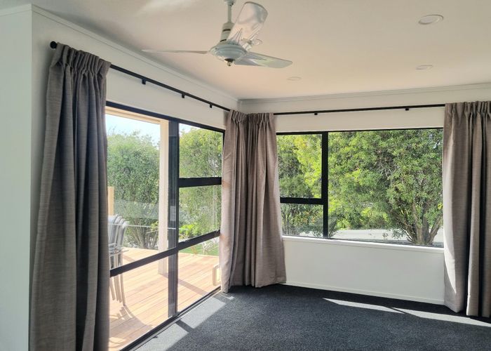  at 1/7 Waterford Way, Beachlands, Auckland