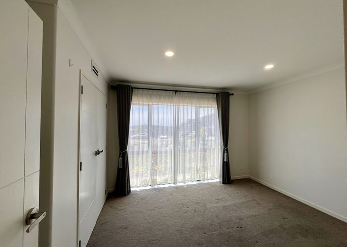  at granny flat/37 Elevation Street, Flat Bush, Manukau City, Auckland