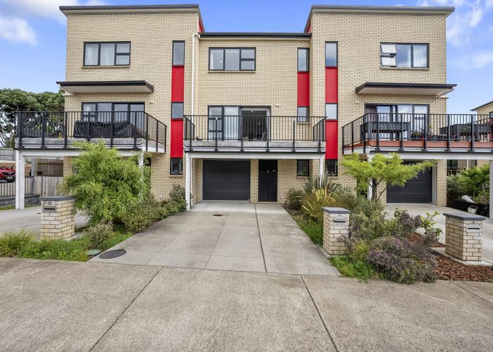  at 11 Tuhono Street, Manukau, Manukau City, Auckland