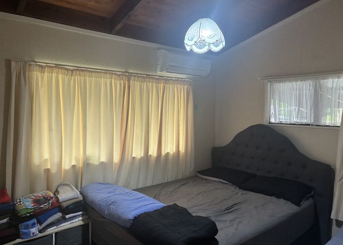  at 23A McLeod Rd, Henderson, Waitakere City, Auckland