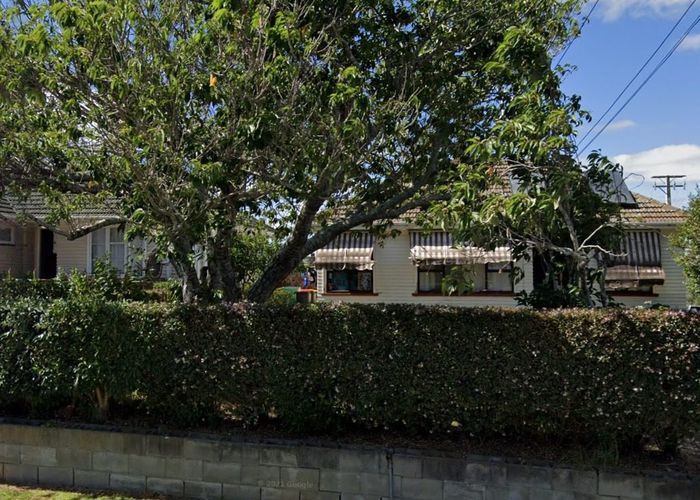  at 52 Weymouth Road, Manurewa, Manukau City, Auckland