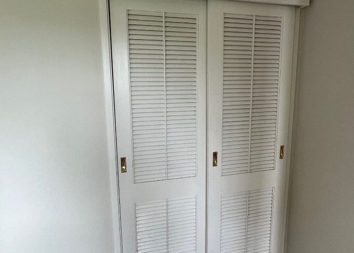  at 68 Beach Road, Mellons Bay, Manukau City, Auckland