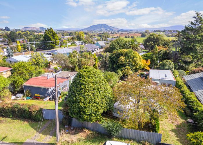  at 42  Leslie Street, Kihikihi, Waipa, Waikato