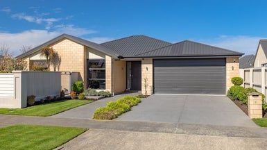  at 11 Waterford Avenue, Northwood, Christchurch