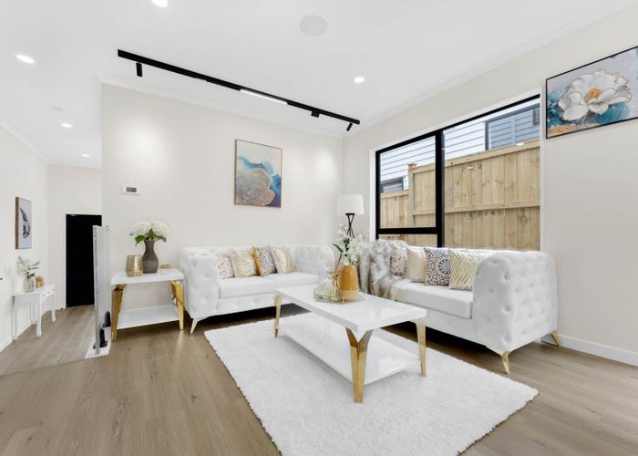  at 132  McQuoids Road, Flat Bush, Manukau City, Auckland