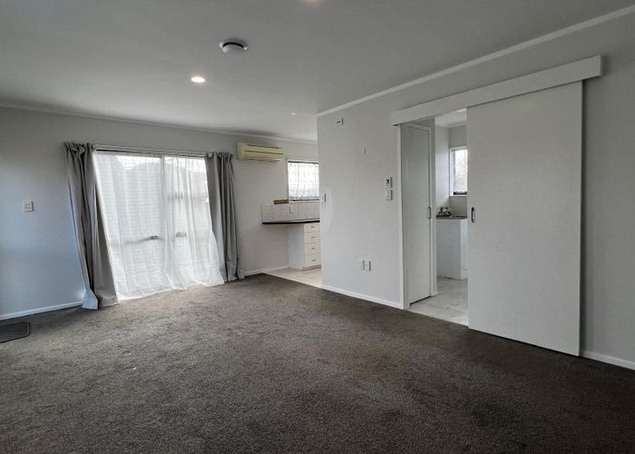  at 1/1 Taikata Road, Te Atatu Peninsula, Waitakere City, Auckland