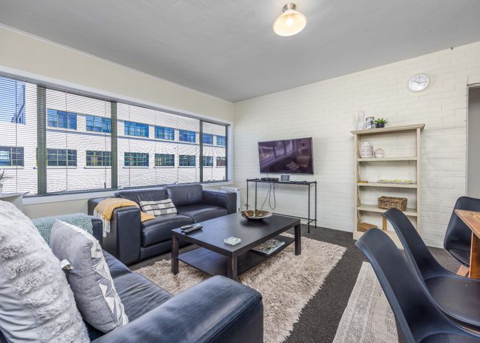  at 2H/94 Dominion Road, Mount Eden, Auckland