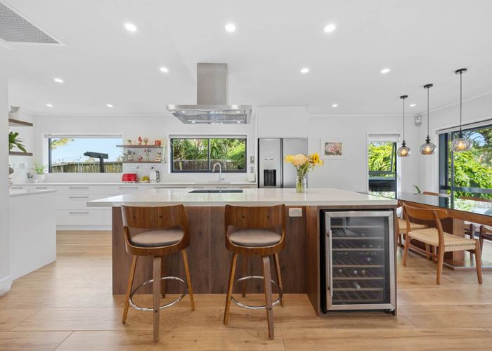  at 4 Jane Gifford Place, Half Moon Bay, Manukau City, Auckland