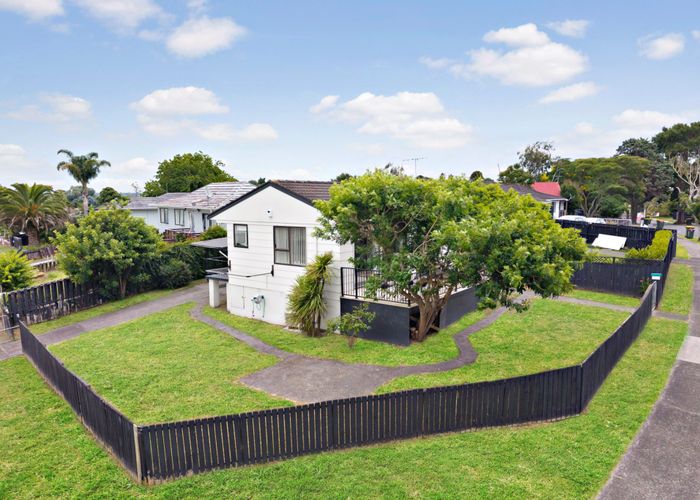  at 2/41 Balloch Street, Randwick Park, Manukau City, Auckland