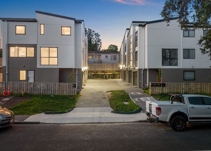  at Lot 2/2 Glenbervie Crescent, Massey, Waitakere City, Auckland