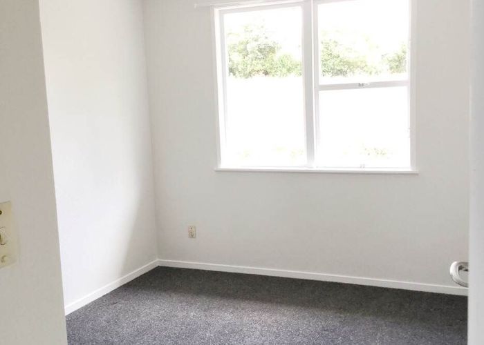  at 2/458 West Coast Road, Glen Eden, Waitakere City, Auckland