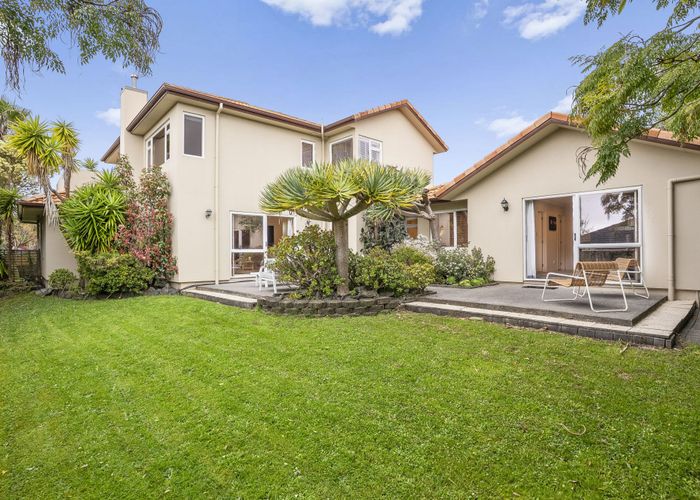  at 5 Dunvegan Rise, East Tamaki Heights, Manukau City, Auckland