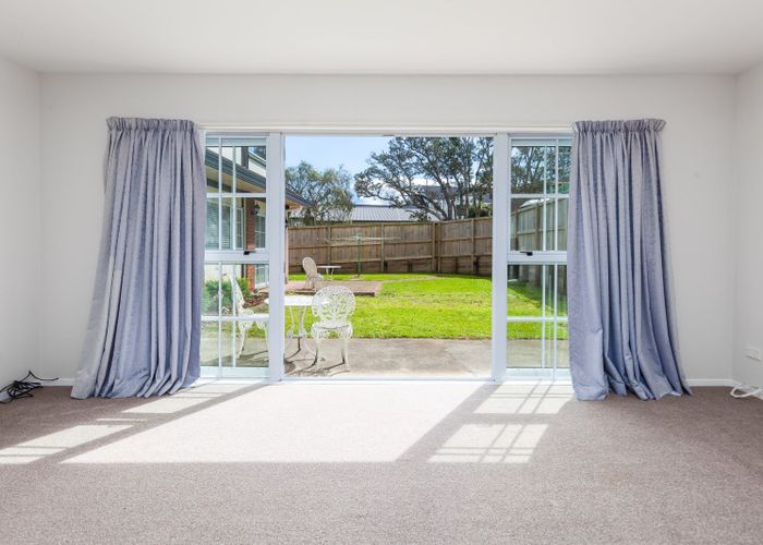  at 225 Bleakhouse Road, Mellons Bay, Auckland