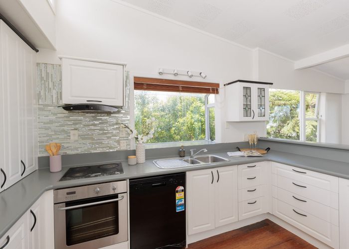  at 16 City View Grove, Harbour View, Lower Hutt, Wellington