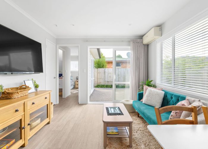  at 2/70 Hukanui Road, Chartwell, Hamilton