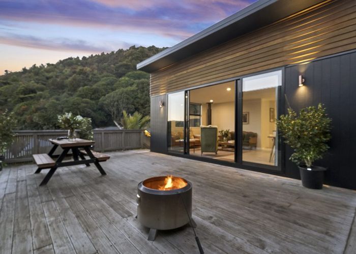  at 12 Appleton Place, Karori, Wellington, Wellington
