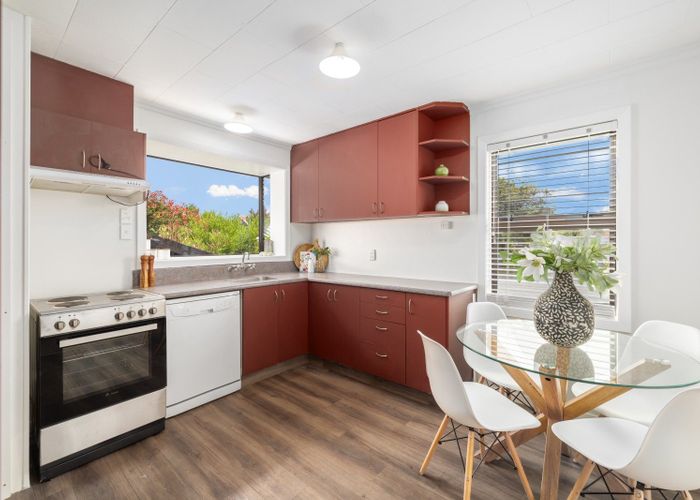  at 33 Steele Street, Hornby, Christchurch