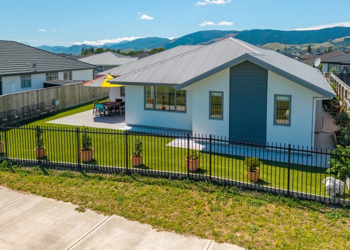  at 12 Woodley Road, Richmond, Richmond