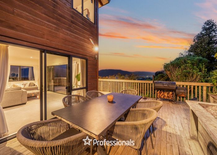  at 6 Avonlea Grove, Belmont, Lower Hutt, Wellington