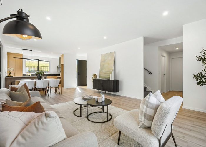  at 2 Wakaturia Way, Glenfield, North Shore City, Auckland