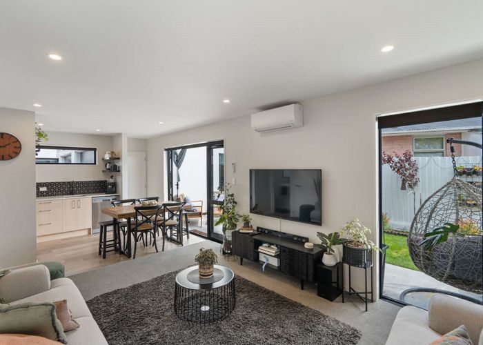  at 1/8 Hendon Street, Edgeware, Christchurch