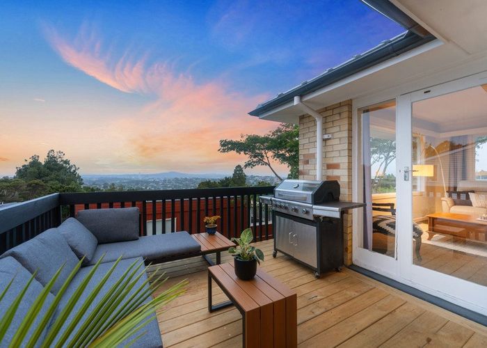  at 1/177 Glenfield Road, Hillcrest, North Shore City, Auckland