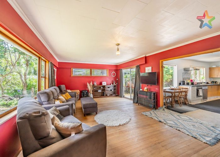  at 5 Wood Street, Wainuiomata, Lower Hutt