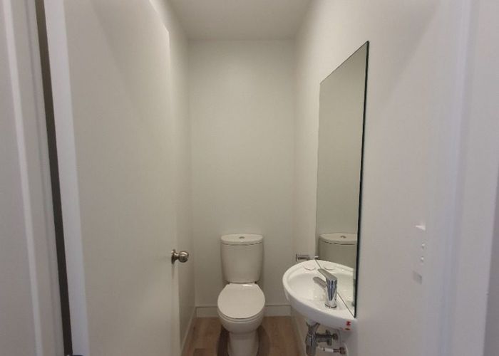  at 52 Black Beech Crescent, Takanini