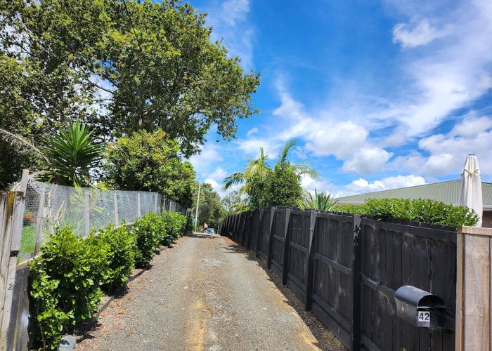  at 42 Mcentee Road, Waitakere, Auckland