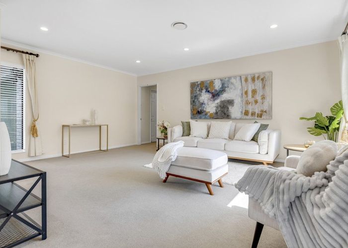  at 2/119 Kilkenny Drive, Dannemora, Manukau City, Auckland