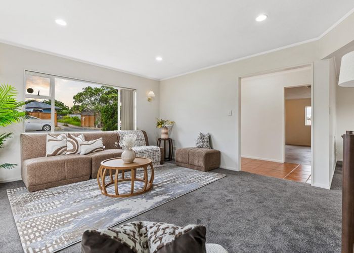  at 13 Ginders Drive, Massey, Waitakere City, Auckland