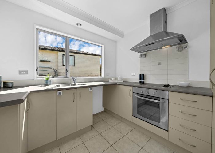  at 23 McKinley  Road, Sunnyvale, Waitakere City, Auckland