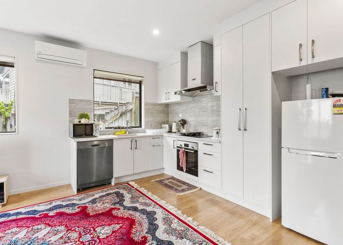  at 61 Ernie Pinches Street, Mount Roskill, Auckland City, Auckland