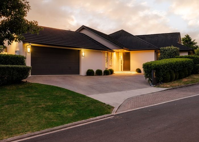  at 10 Everleigh Court, Flagstaff, Hamilton