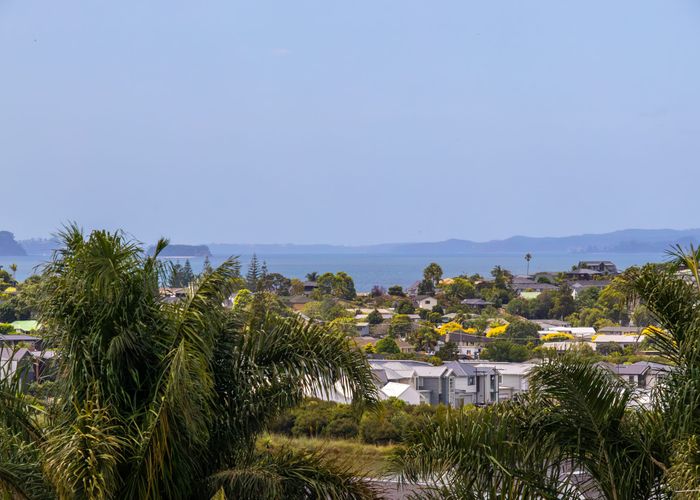  at 10 Tawhana Crescent, Red Beach, Whangaparāoa