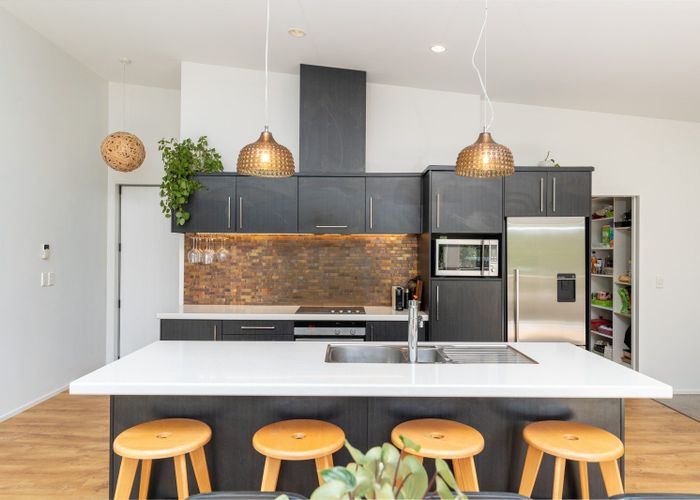  at 32 Mt Marua Way, Timberlea, Upper Hutt, Wellington