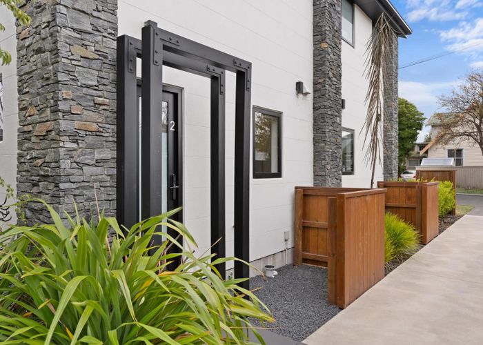  at 2/41 Gracefield Avenue, City Centre, Christchurch City, Canterbury