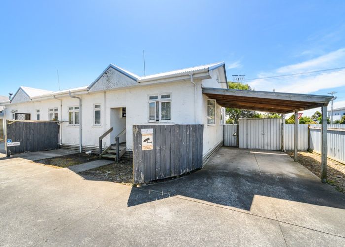  at 2 Carey Street, Longburn, Palmerston North