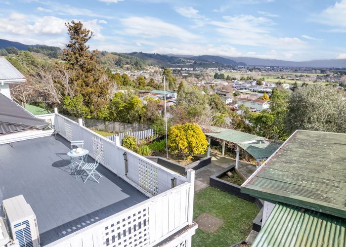  at 31 Aniseed Grove, Timberlea, Upper Hutt