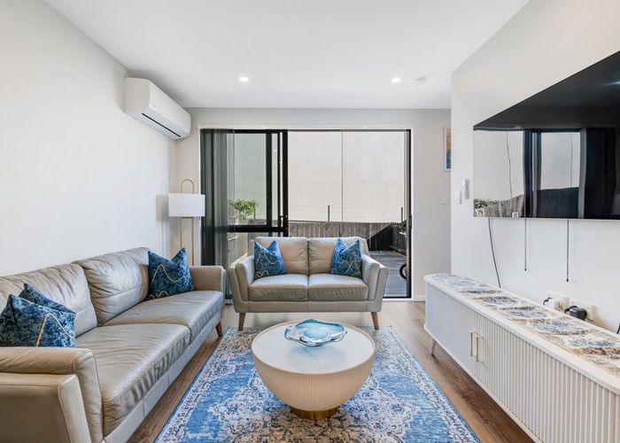  at 18 Hinonga Loop, Millwater, Rodney, Auckland
