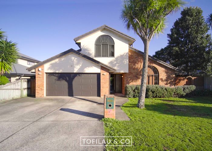  at 12 Waterbury Place, Mangere, Auckland