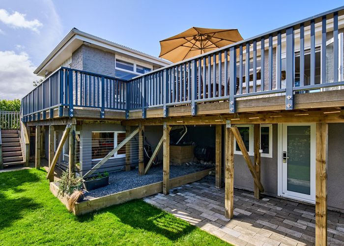  at 7 Manitoba Place, Kingston, Wellington