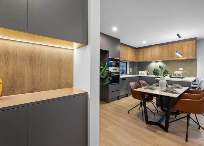  at 8/32 Beulah Avenue, Rothesay Bay, North Shore City, Auckland
