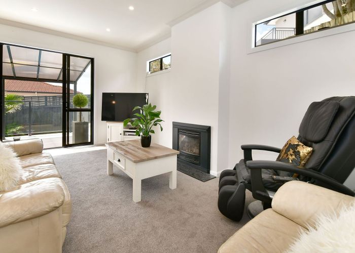  at 11 Cuthill Close, Albany, Auckland