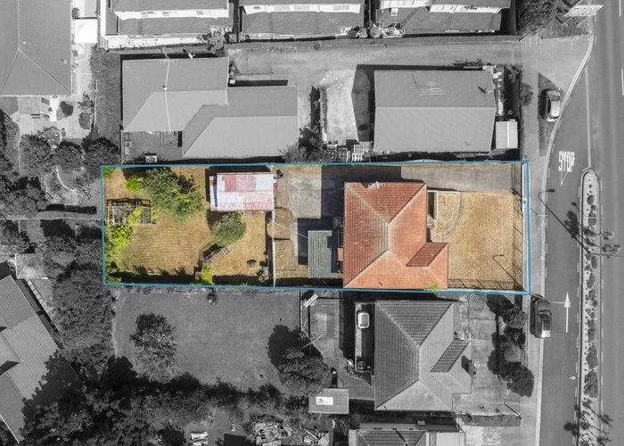  at 25 Tiverton Road, Avondale, Auckland