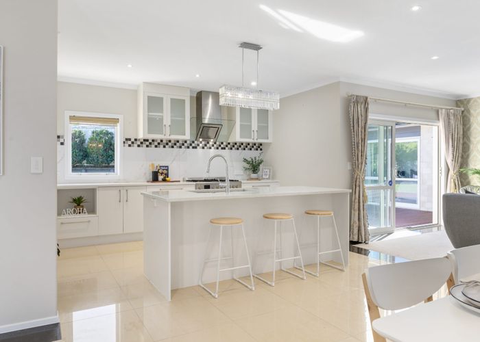  at 11 Helenslee Court, Flagstaff, Hamilton