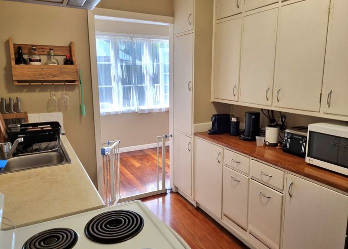  at 51a Savoy Rd, Glen Eden, Waitakere City, Auckland